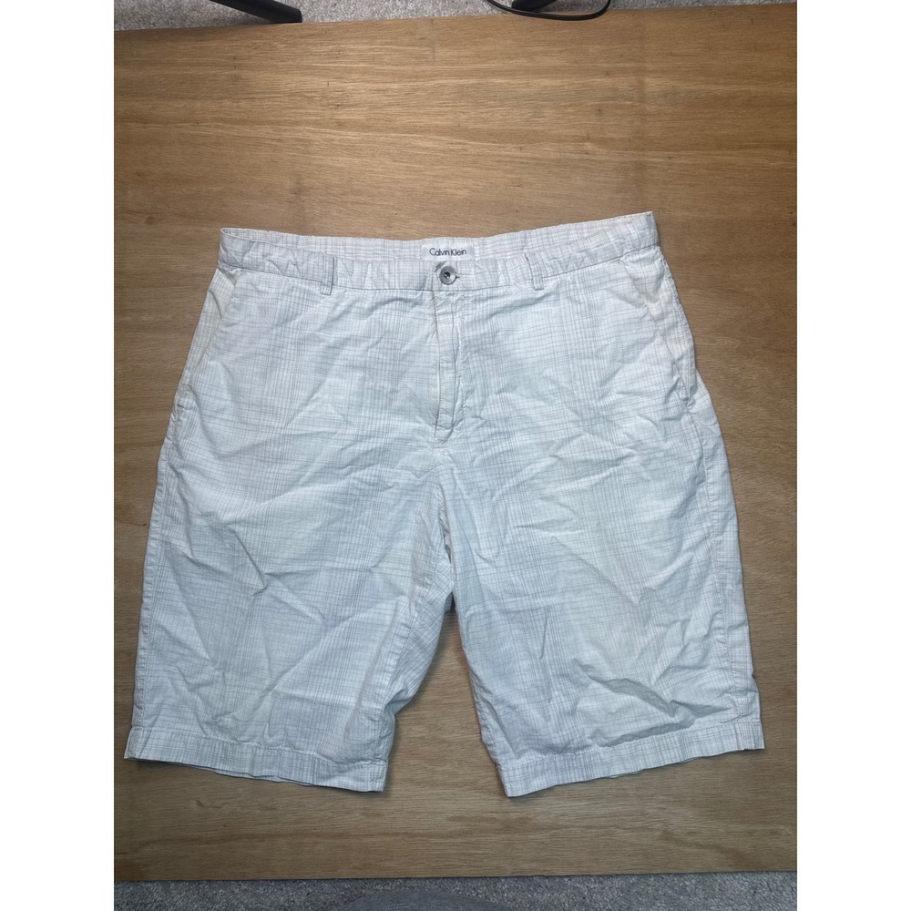 Calvin Klein Mens Gray White Micro Plaid Flat Front Casual Shorts Size 38